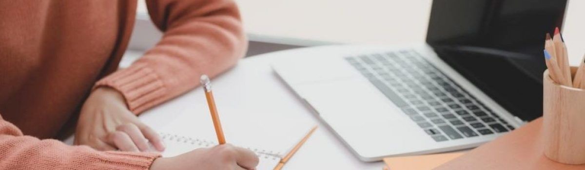 EL CENTRO UNIVERSITARIO ASOCIADO A LA UNED DE CIUDAD REAL LLEVA IMPARTIDAS, A TRAVÉS DE SUS PROFESORES TUTORES, UNAS 1.100 TUTORÍAS ON LINE DURANTE ESTAS SEMANAS DE CONFINAMIENTO