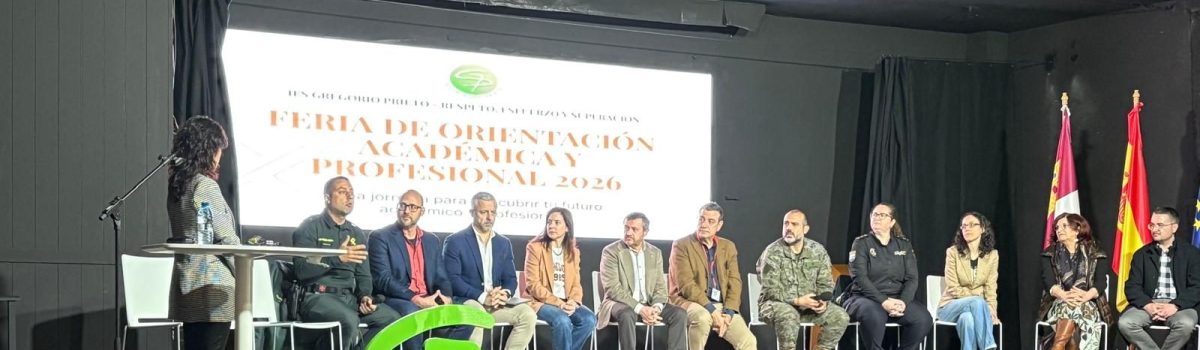 LA UNED DE CIUDAD REAL EN LA FERIA DE ORIENTACIÓN ACADÉMICA Y PROFESIONAL DEL IES GREGORIO PRIETO DE VALDEPEÑAS