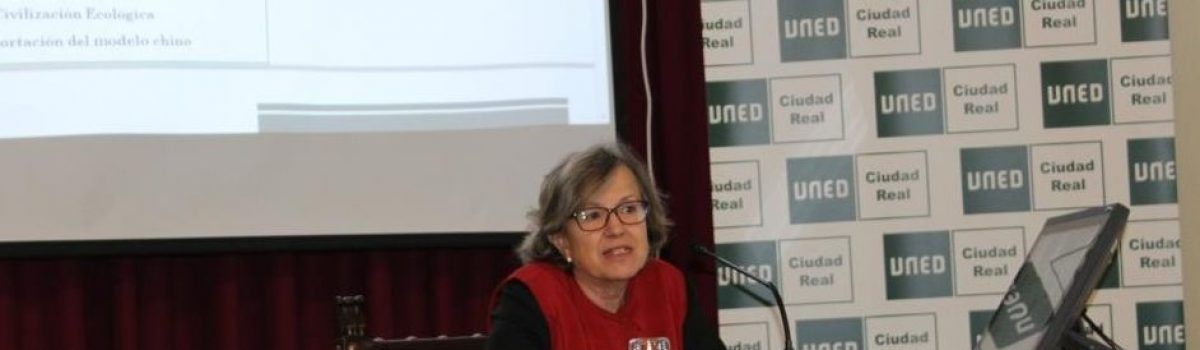 EL CURSO DE SEGURIDAD Y DEFENSA, QUE SE VIENE DESARROLLANDO EN LA UNED, RETOMA LA ACTIVIDAD CON UNA PONENCIA QUE HA TRATADO LA SITUACIÓN DE CHINA ANTE UN NUEVO ORDEN MUNDIAL