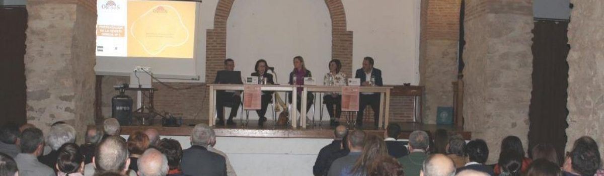 LA PROFESORA ÁNGELA MADRID Y MEDINA PRESENTÓ EL Nº 3 DE LA REVISTA DE INVESTIGACIÓN Y DIVULGACIÓN CULTURAL ORISOS