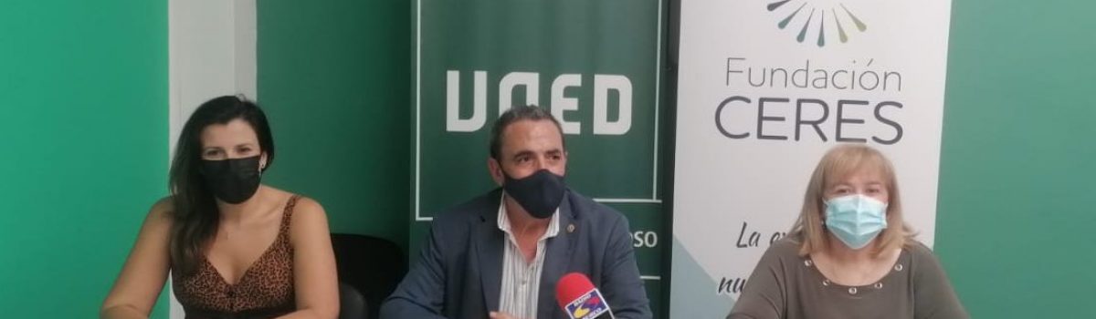 LA UNED DE CIUDAD REAL FIRMA EN TOMELLOSO UN CONVENIO DE COLABORACIÓN CON LA FUNDACIÓN CERES