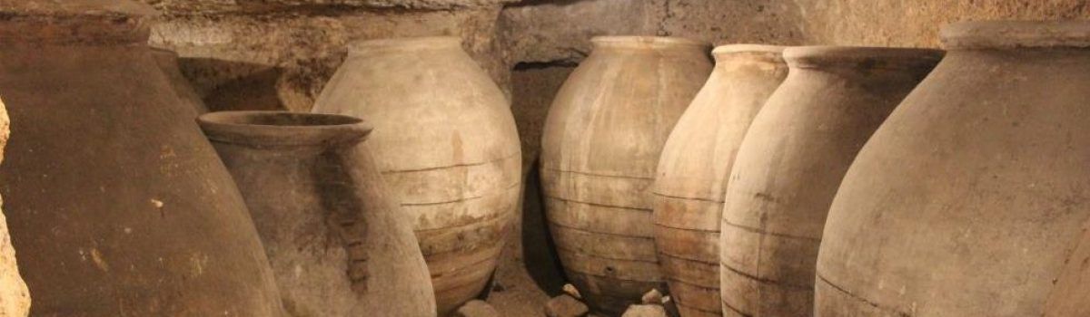 EL CENTRO ASOCIADO DE LA UNED DE CIUDAD REAL PARTICIPA, JUNTO CON EL AYUNTAMIENTO DE VALDEPEÑAS, EN FITUR: LAS CUEVAS DE VALDEPEÑAS COMO  UN NUEVO RECURSO ENOTURÍSTICO