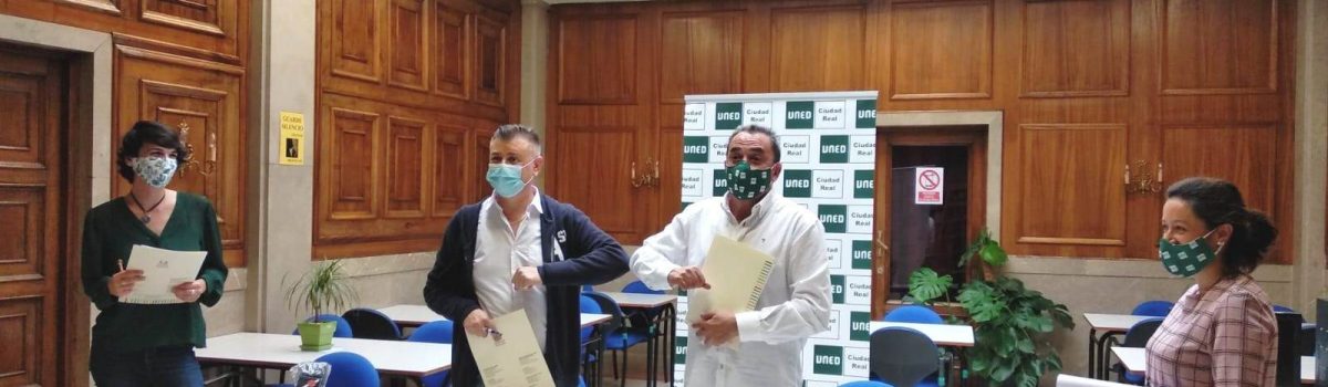 UN NUEVO CONVENIO ENTRE LA UNED DE CIUDAD REAL  Y LA FEDERACIÓN DE ASOCIACIONES DE PERSONAS CON DISCAPACIDAD “ORETANIA”, PERMITIRÁ LA COLABORACIÓN ENTRE AMBAS INSTITUCIONES