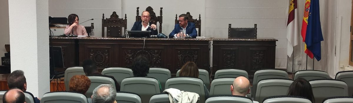 JUAN MANUEL GOIG MARTÍNEZ, CATEDRÁTICO DE DERECHO CONSTITUCIONAL, HA IMPARTIDO EN LA UNED DE VALDEPEÑAS EL SEMINARIO “CONFLICTO DE COMPETENCIAS POR LA LEY DE AMNISTÍA”