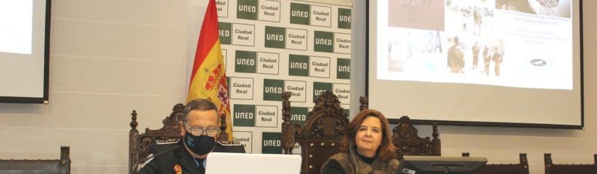 EL TERRORISMO YIHADISTA EN EL SAHEL HA SIDO EL TEMA DE UNA DE LAS CONFERENCIAS IMPARTIDAS EN EL CURSO DE EXPERTO EN SEGURIDAD Y DEFENSA