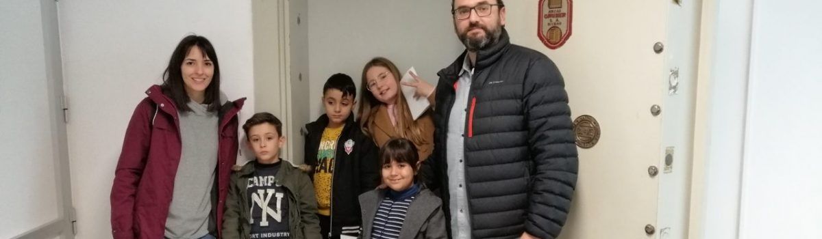 LOS ALUMNOS DEL COLEGIO “VIRGEN DE CONSOLACIÓN” HAN VISITADO EL CENTRO ASOCIADO DE LA UNED DE VALDEPEÑAS
