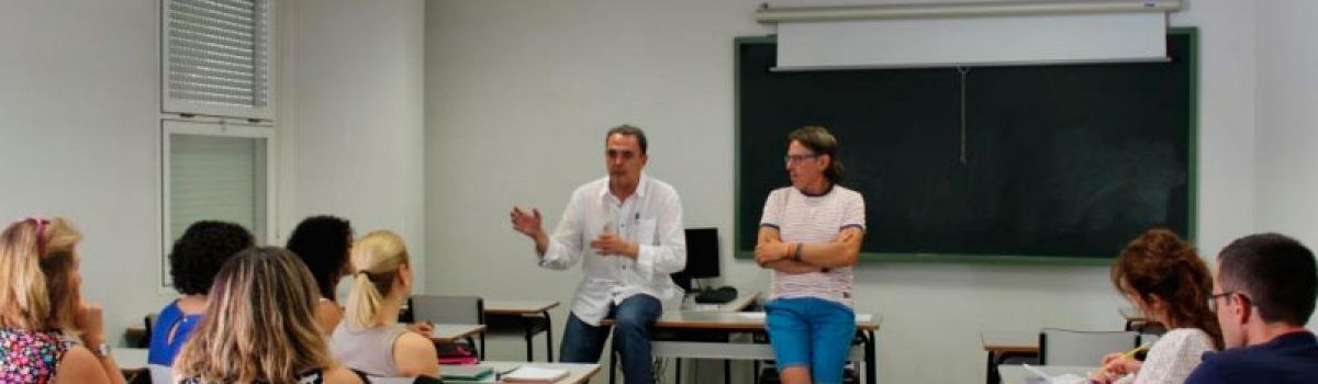 REUNIÓN DEL DIRECTOR DEL C.A. Y DEL COORDINADOR DE EXT. UNIVERSITARIA CON EQUIPOS DIRECTIVOS DE C. E. DE EDUCACIÓN INFANTIL, PRIMARIA Y SECUNDARIA DE LA PROVINCIA